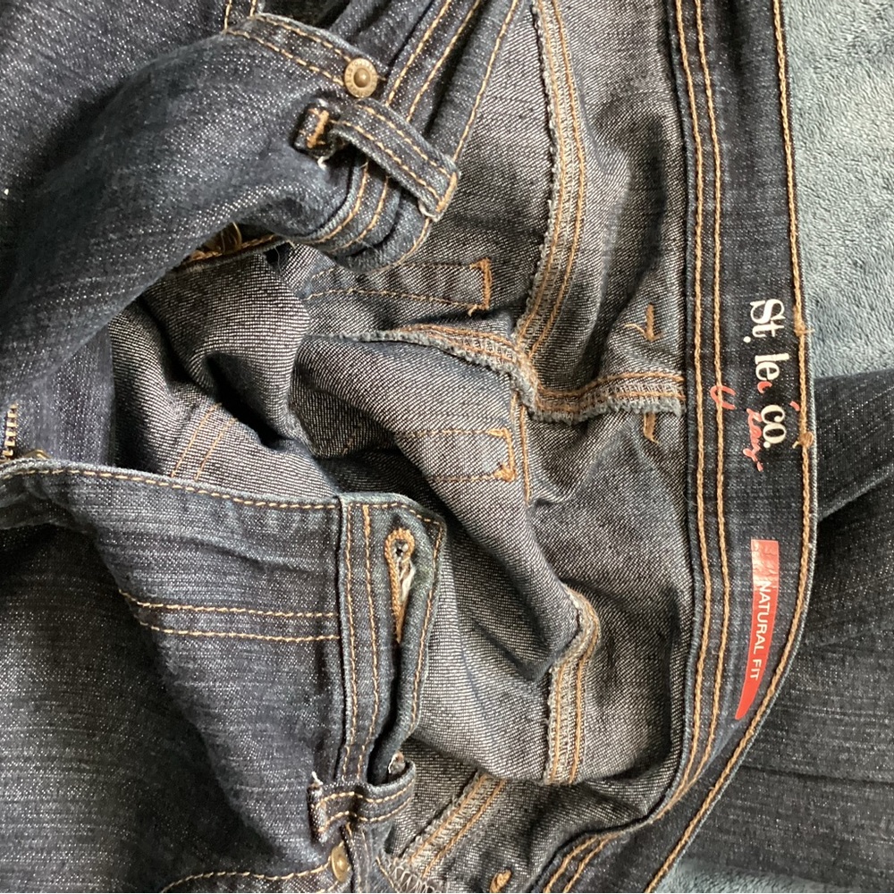 Jeans - Picture 2 of 2